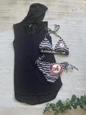 Coverup & Alabama Bikini